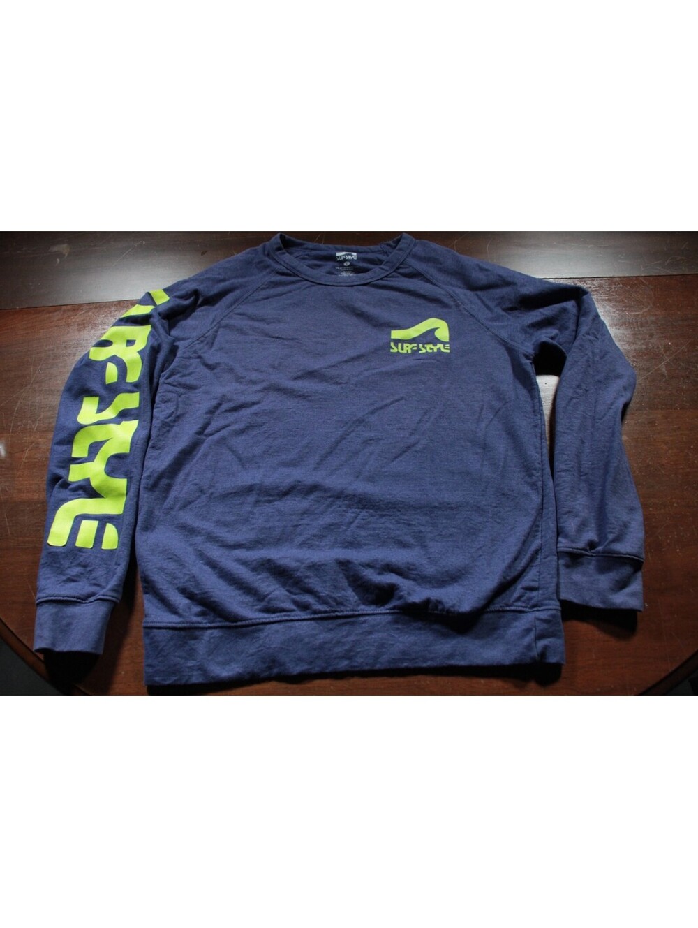 Surf Style Blue Sweatshirt L Beach Shirt
